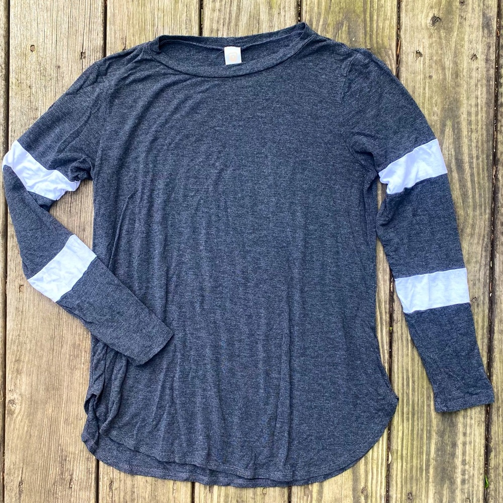 Dark Gray Long-sleeve Tee with White Stripe Detail